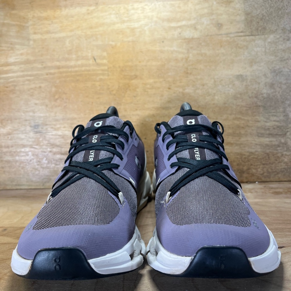 On CloudFlyer 4 REFLECTIVE Womens Size 9 Running Shoes Sneakers Shark Pearl - Picture 2 of 13